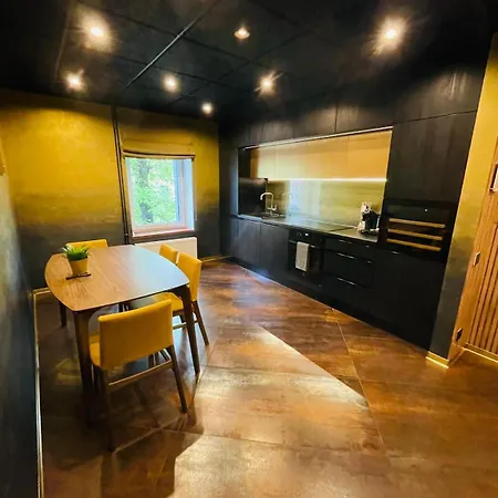 Apartamento Brivibas - Sunset, Free Privat Parking, Free Wifi, Self Check-in *