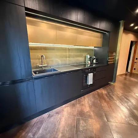 Brivibas - Sunset, Free Privat Parking, Free Wifi, Self Check-in Dzīvoklis *