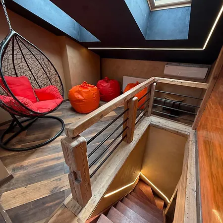 Brivibas - Sunset, Free Private Parking, Free Wifi, Self Check-in Apartment Riga