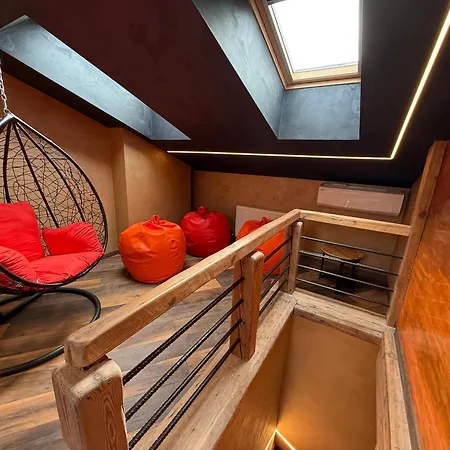 Brivibas - Sunset, Free Private Parking, Free Wifi, Self Check-in Riga