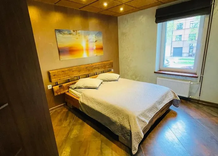 Brivibas - Sunset, Free Privat Parking, Free Wifi, Self Check-in