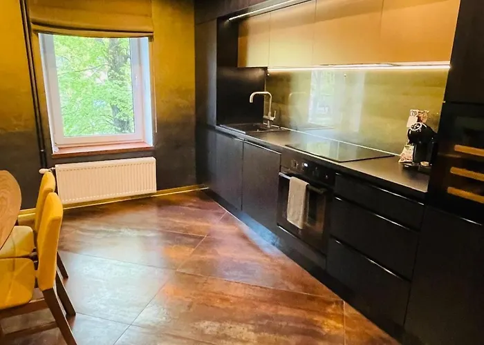 Brivibas - Sunset, Free Privat Parking, Free Wifi, Self Check-in Dzīvoklis