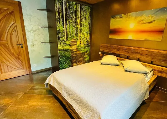 Brivibas - Sunset, Free Privat Parking, Free Wifi, Self Check-in *