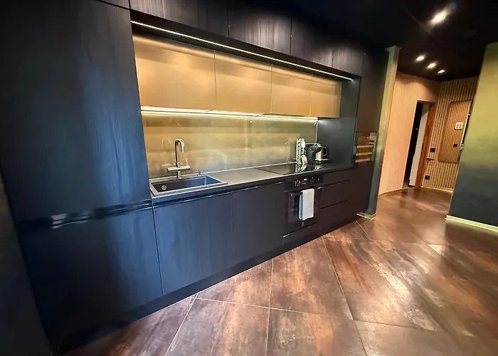 Brivibas - Sunset, Free Privat Parking, Free Wifi, Self Check-in Dzīvoklis *