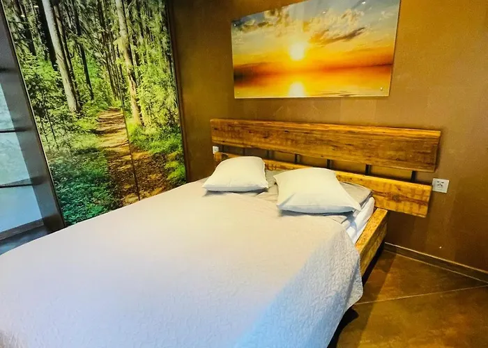 Brivibas - Sunset, Free Privat Parking, Free Wifi, Self Check-in Рига