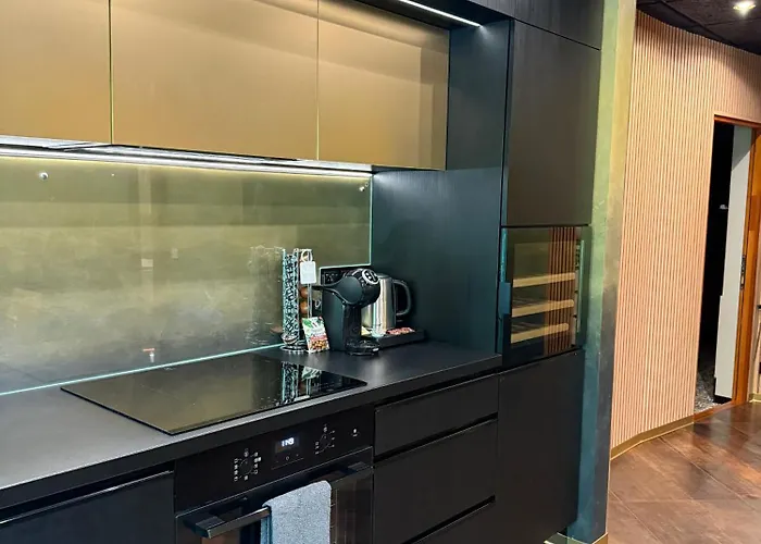 Brivibas - Sunset, Free Privat Parking, Free Wifi, Self Check-in Апартаменты Рига