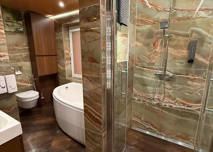 Апартаменты Brivibas - Sunset, Free Privat Parking, Free Wifi, Self Check-in Рига